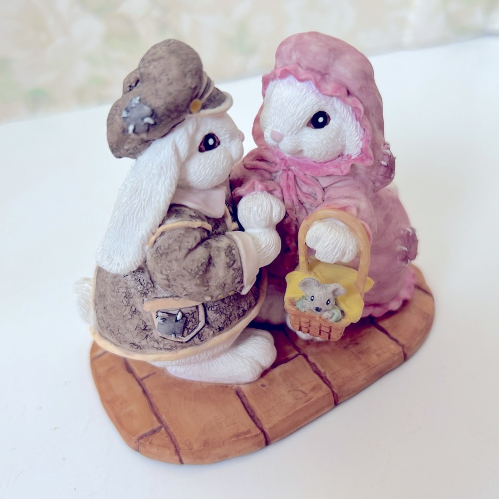 Patchville Bunnies Honey Bunny w/original box 1996 Easter Rabbit Bunny Valentine - Picture 2 of 3